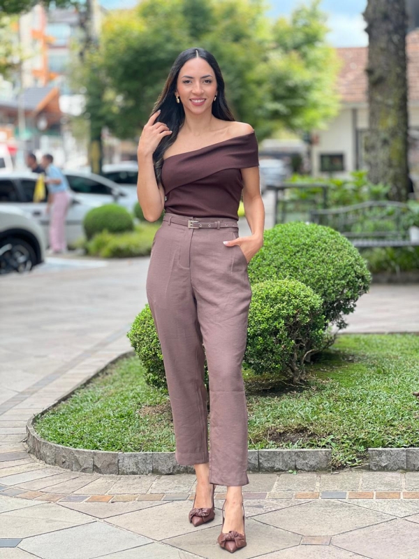 Calça cenoura